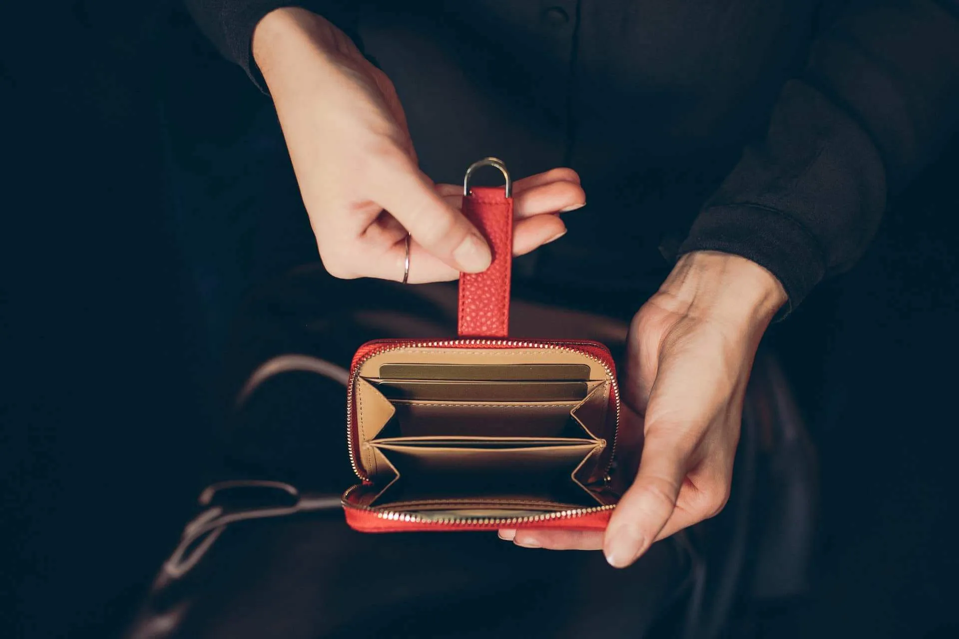 BELGRAVIA Zipper Wallet