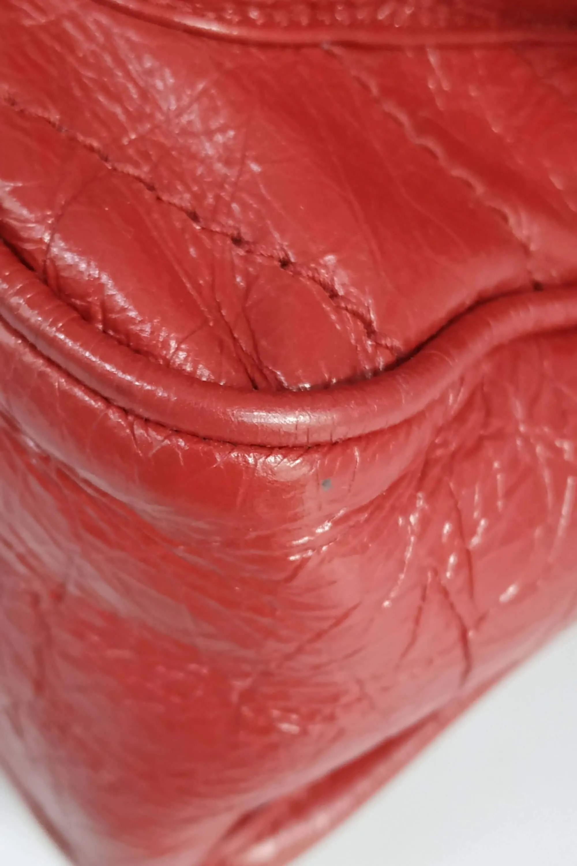 Medium Niki Crinkle Red