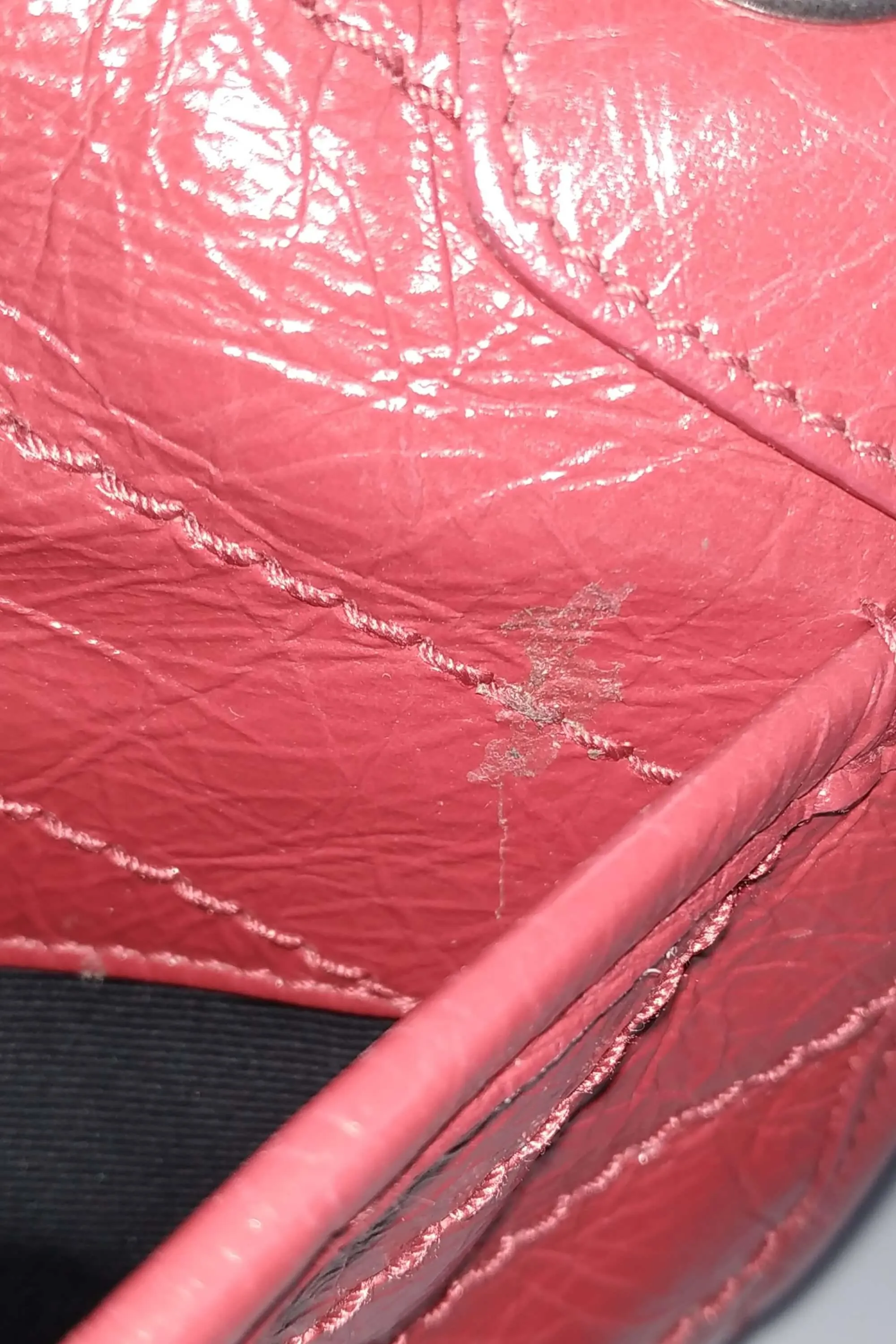 Medium Niki Crinkle Red