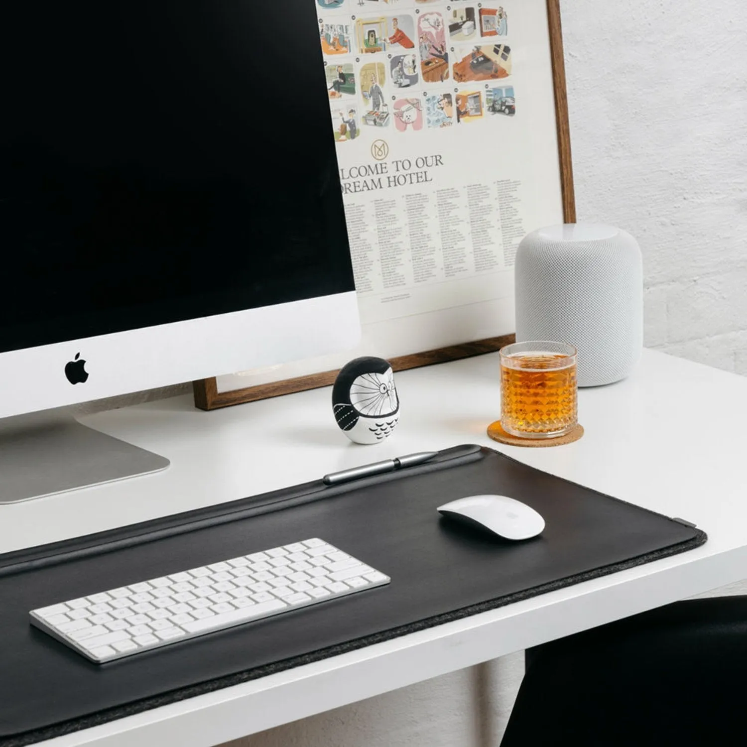 orbitkey | desk mat | black medium