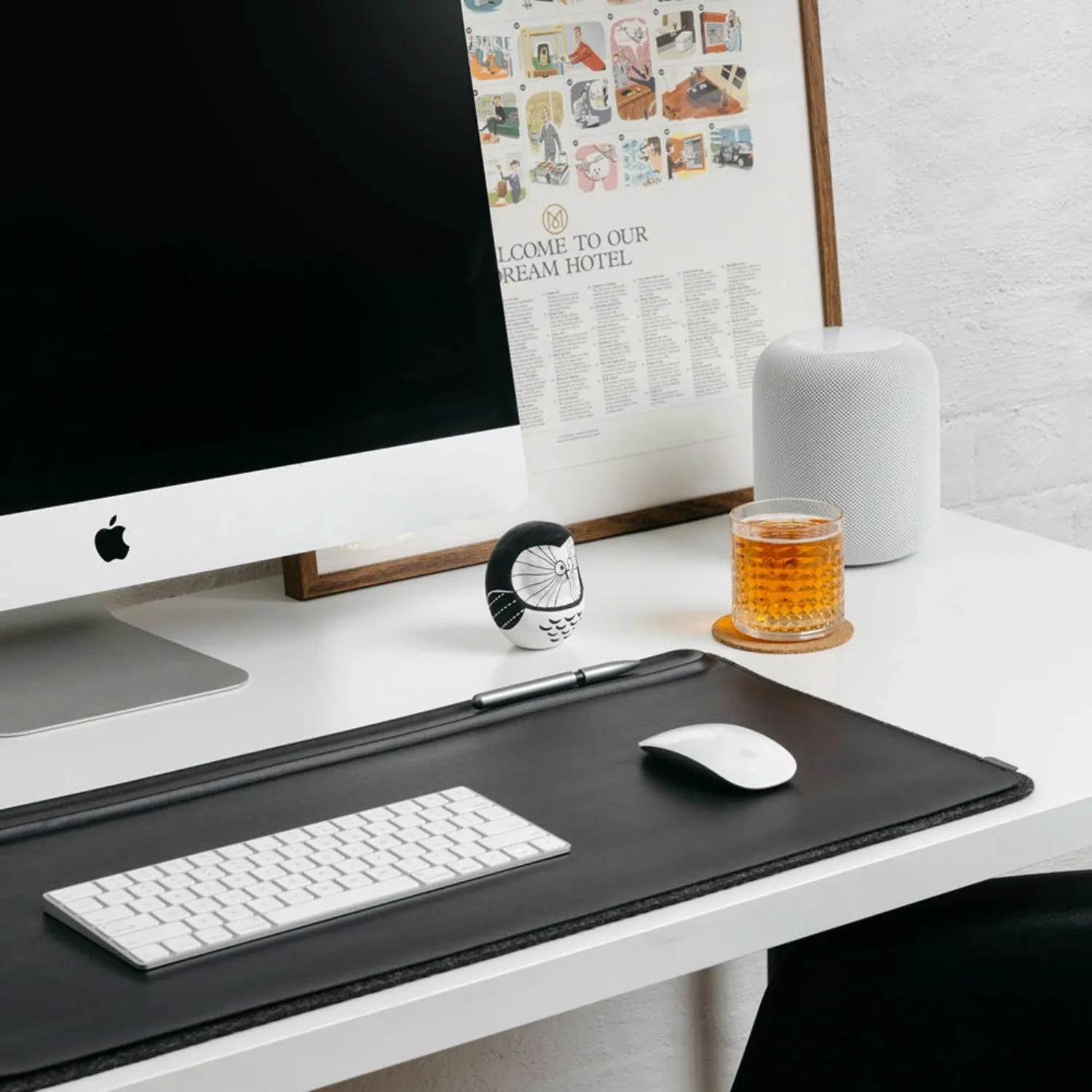 orbitkey | desk mat | black medium