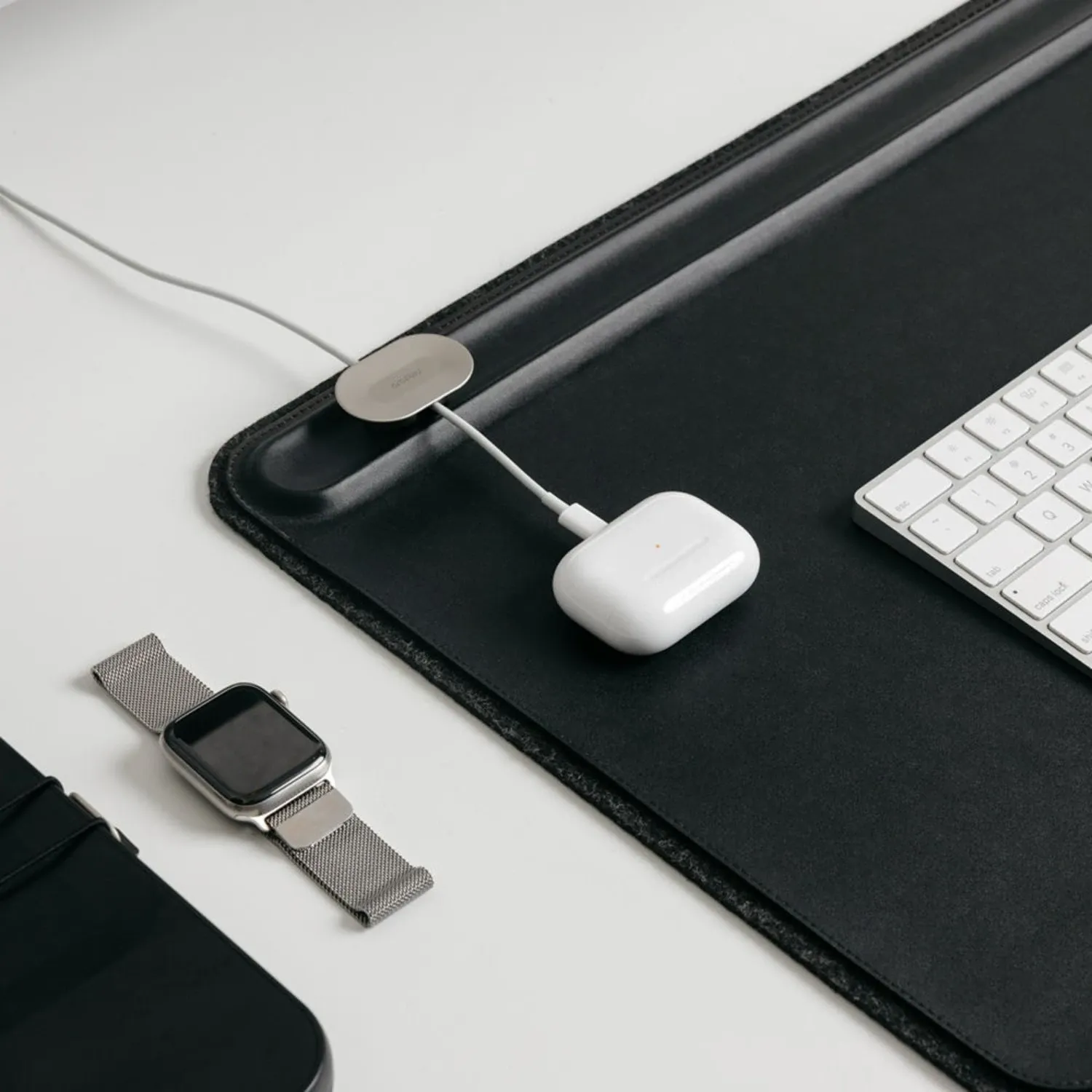 orbitkey | desk mat | black medium